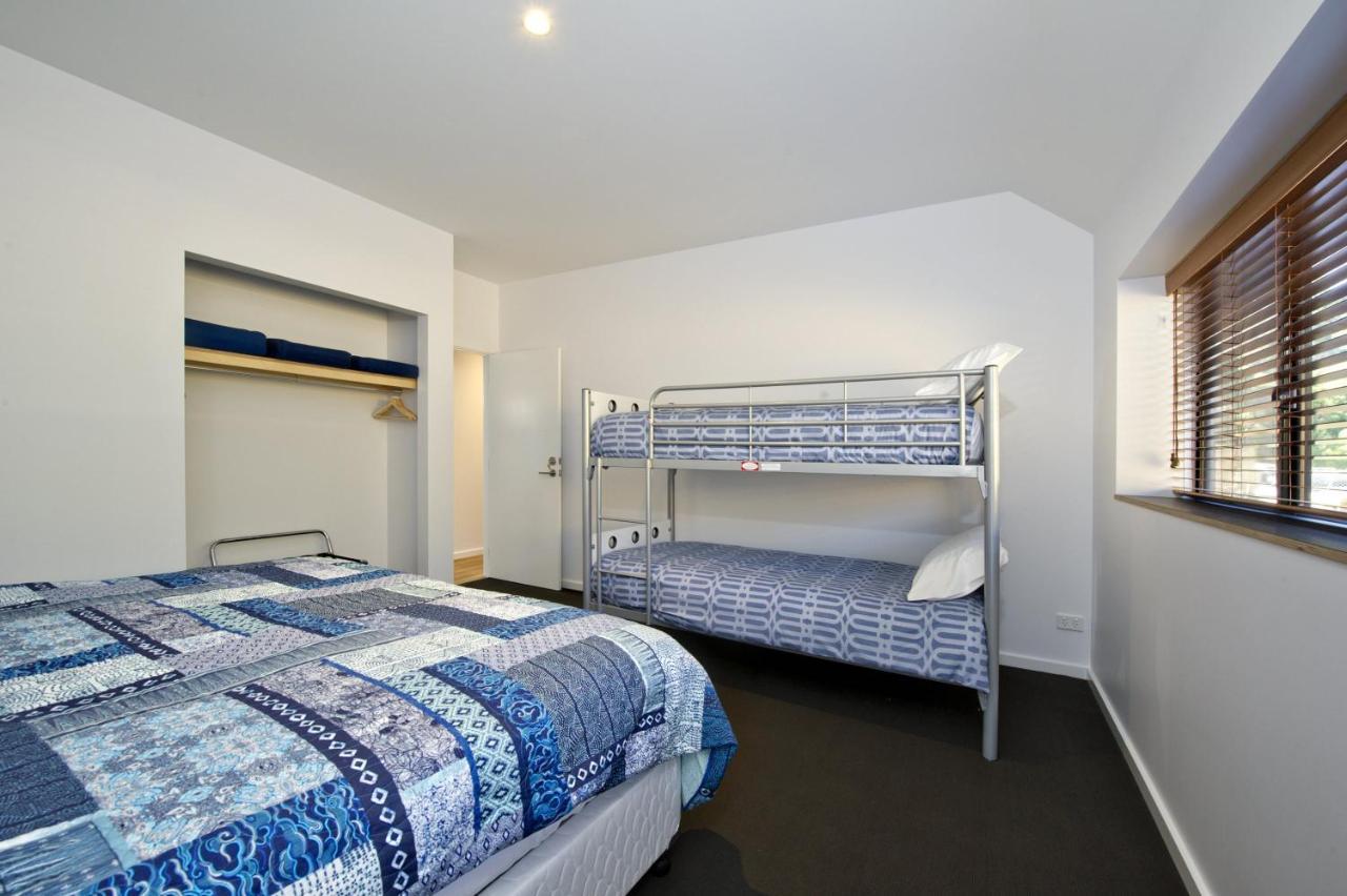 Margaret River Bungalow-1-Street - Pet Friendly 외부 사진